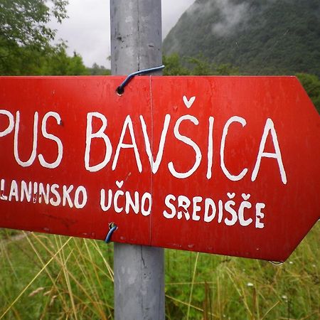 Pus Bavsica Hostel Log pod Mangartom Exterior photo